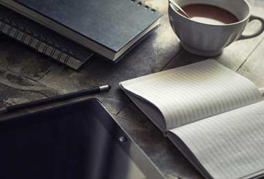 篮球盛宴：火箭与活塞激战正酣，活塞队顽强反击！